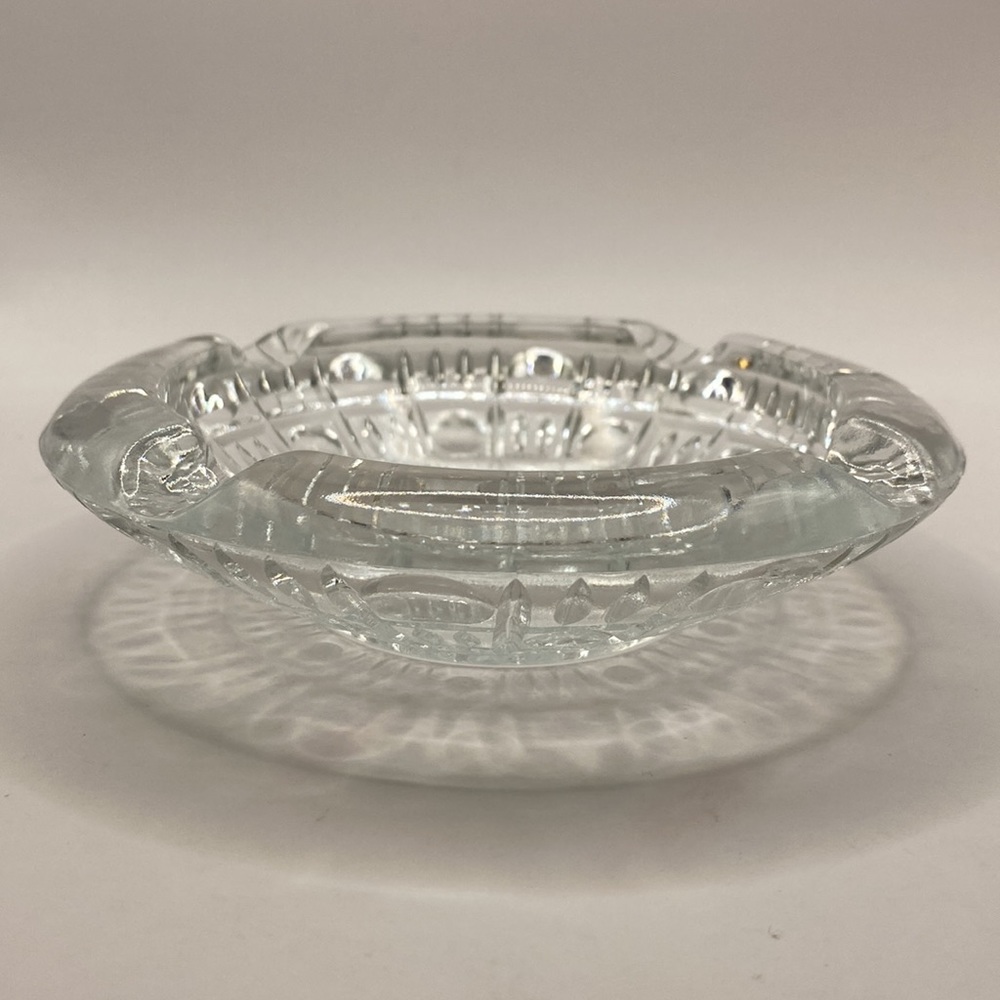 Haus Modern Clear Round  Ashtray.  Cut Glass, 6” - Picture 2 of 7